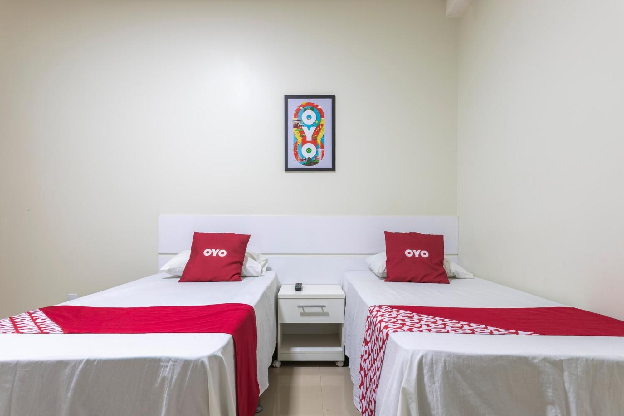 Oyo Tropical Confort Hotel, Brasilia Sao Sebastiao  Экстерьер фото